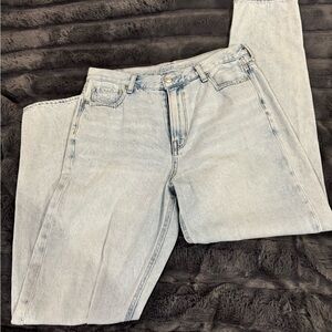 AE High rise straight jeans